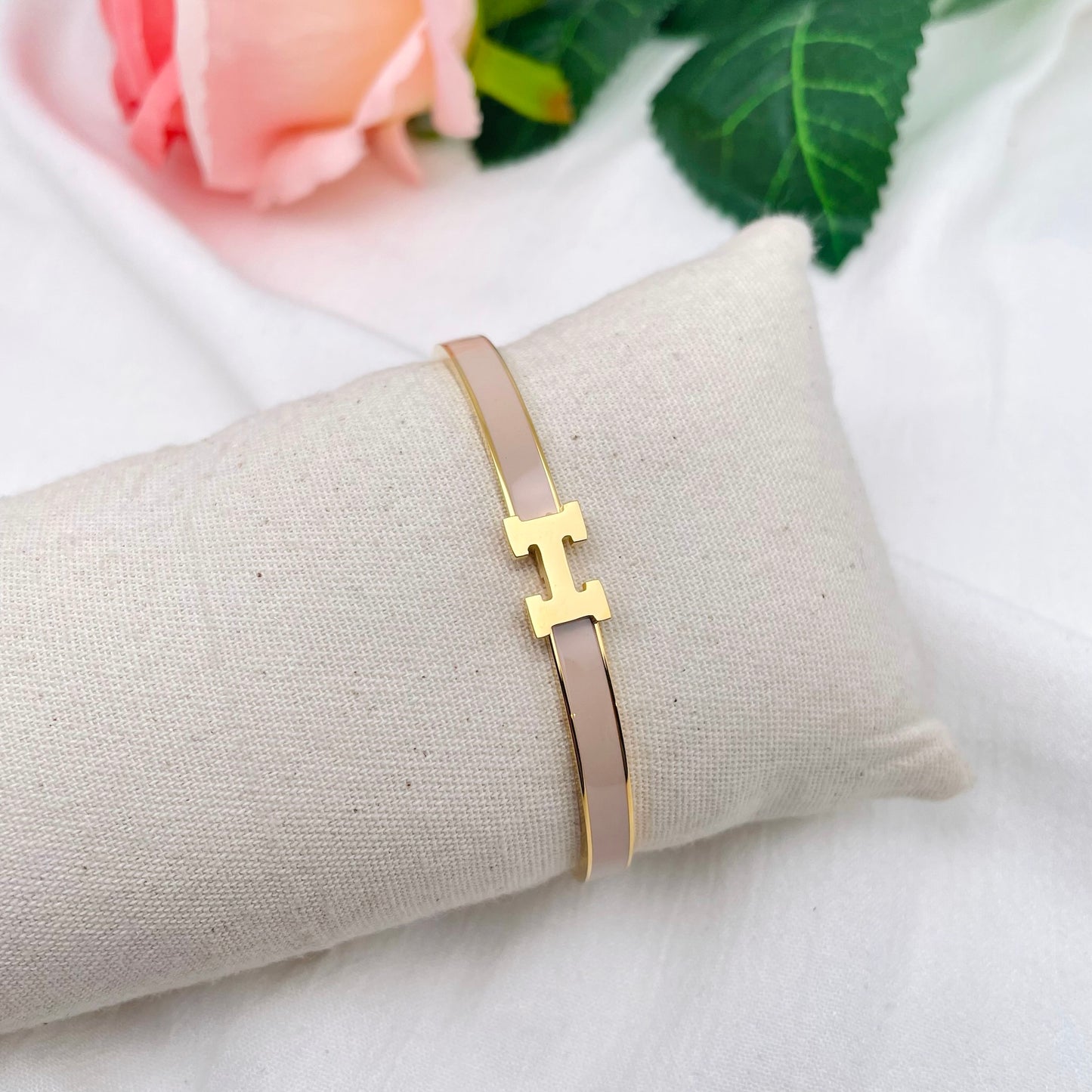 Bracelet jonc H fin beige