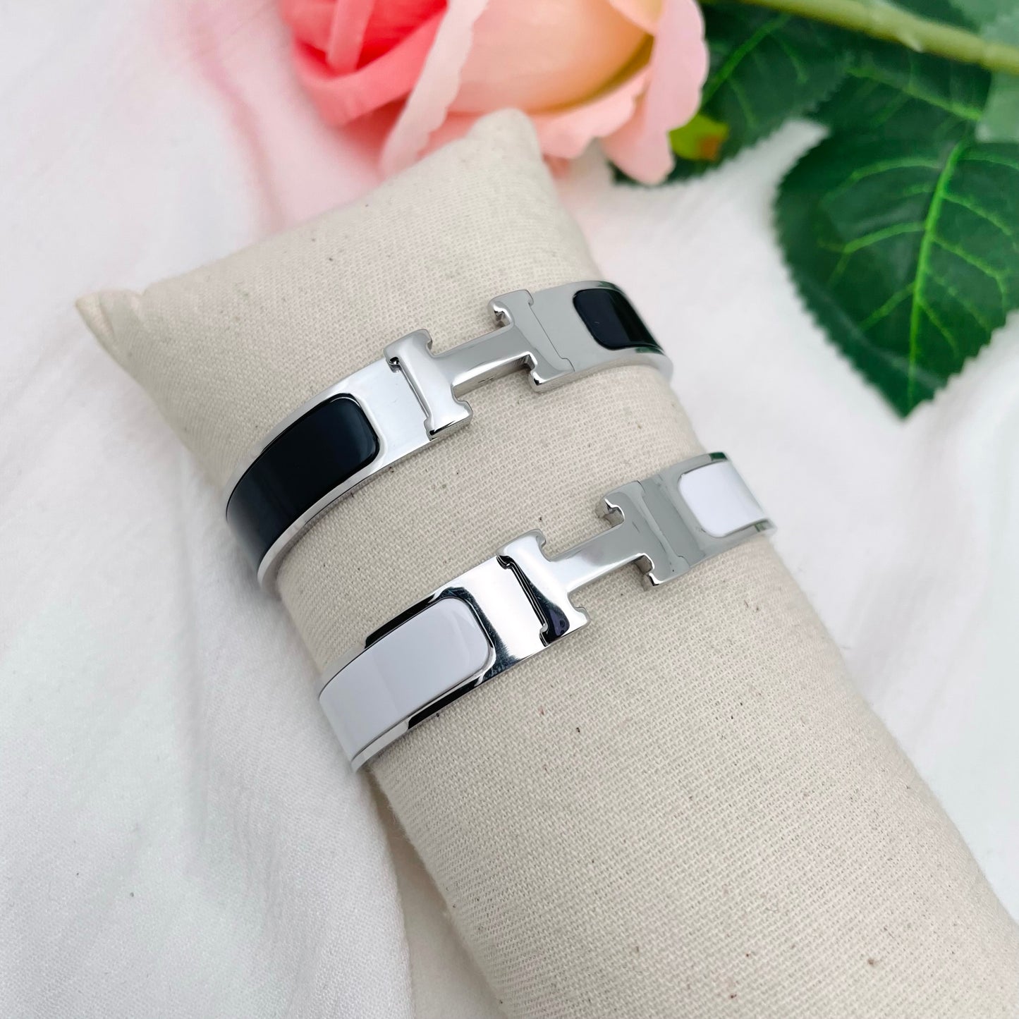 Bracelet H argenté
