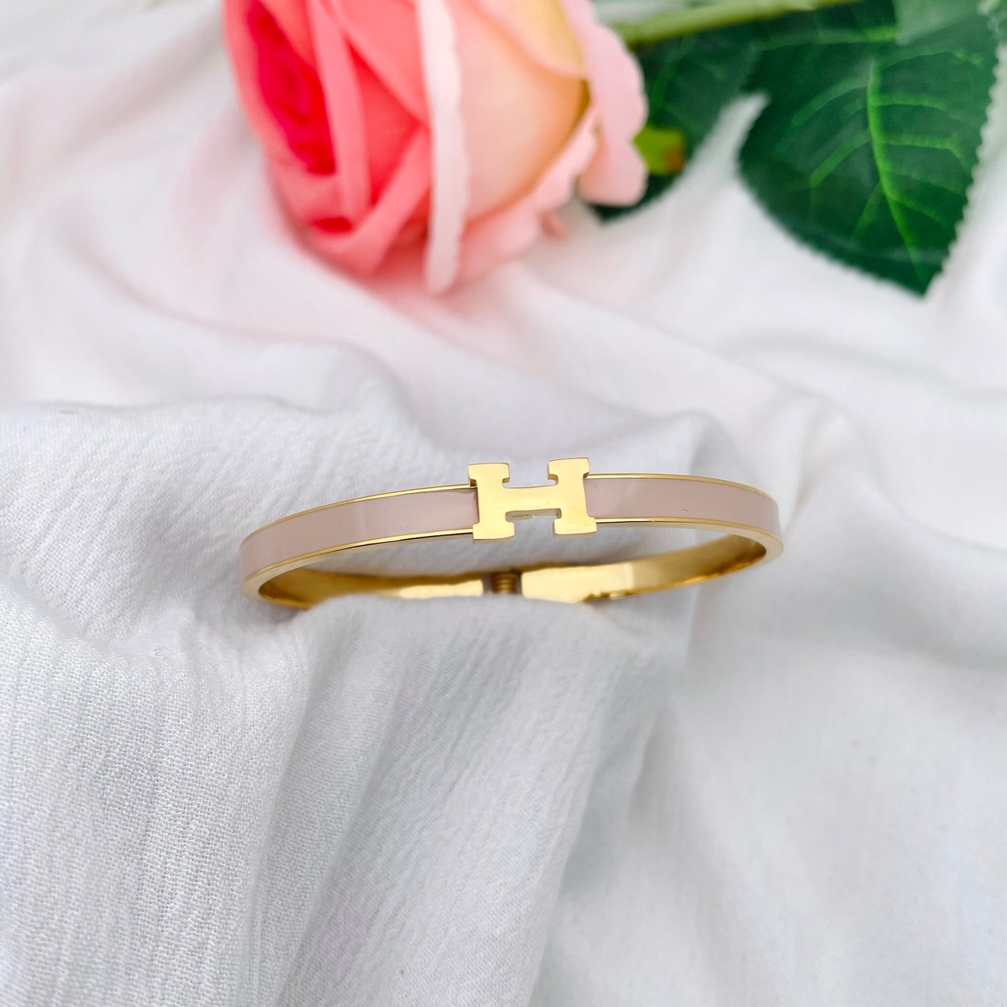 Bracelet jonc H fin beige