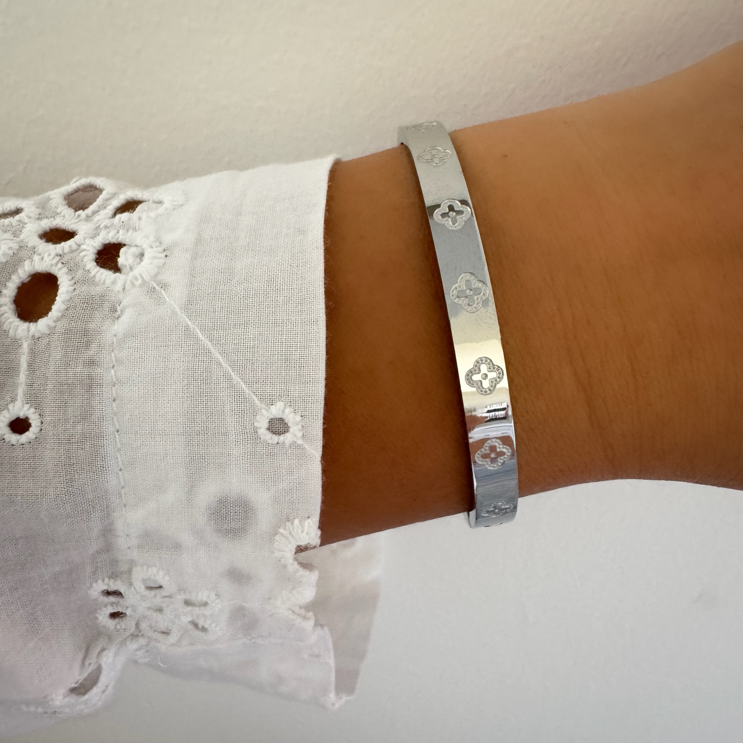 Bracelet jonc Natalia argenté