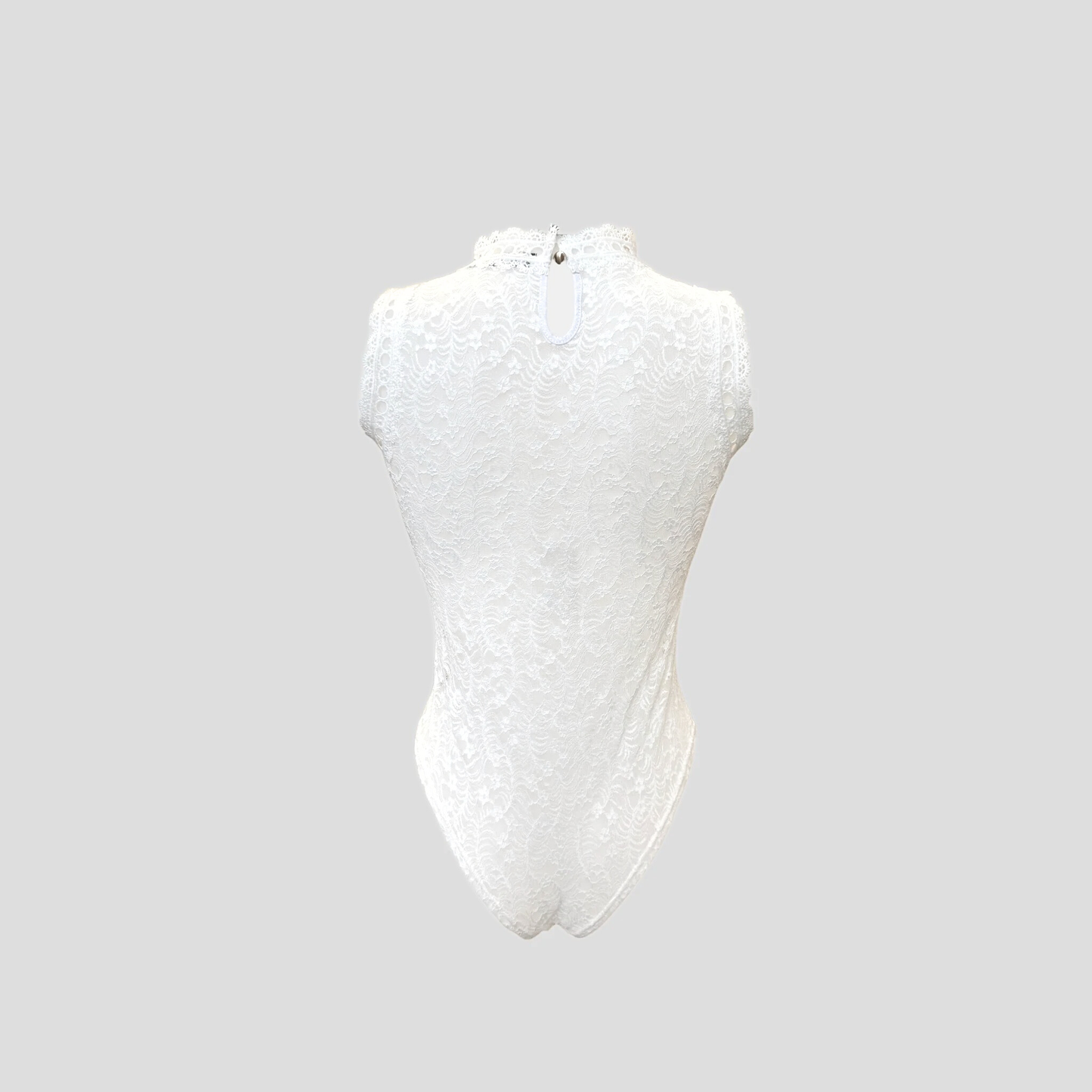 Body dentelle col montant – sans manches (noir ou blanc)