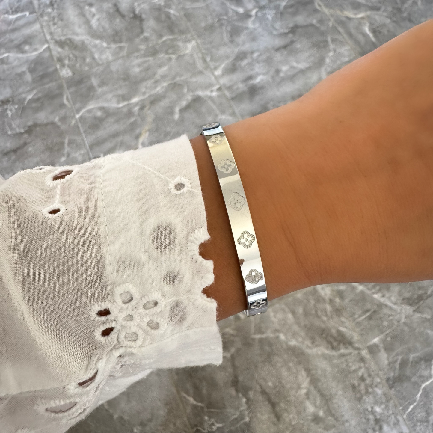Bracelet jonc Natalia argenté
