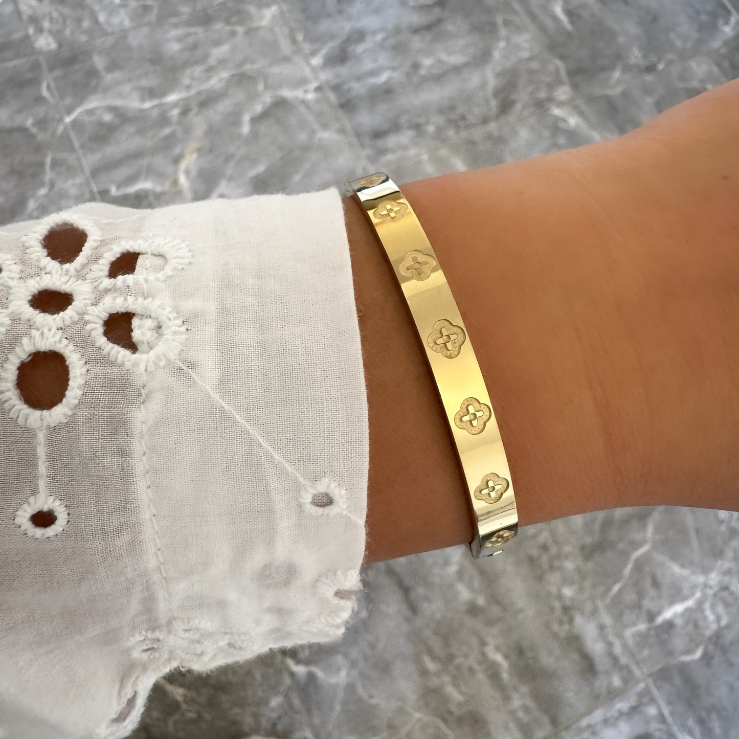 Bracelet jonc Natalia doré