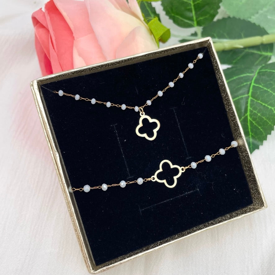 Coffret parure bijoux Trèfle perles blanc