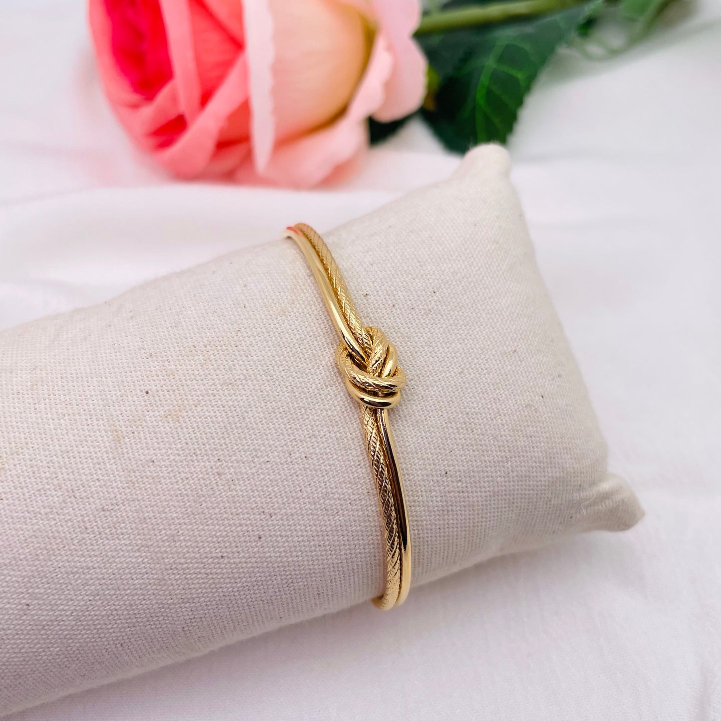 Bracelet jonc Noeud
