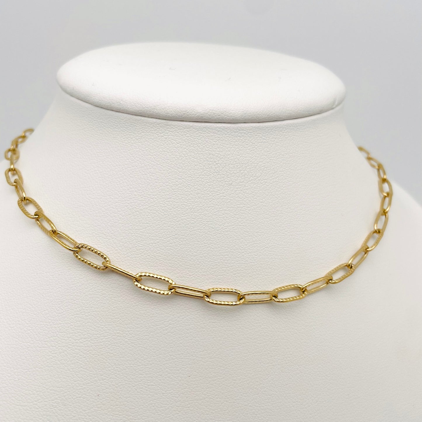 Collier maillons ovales striés Charms 2
