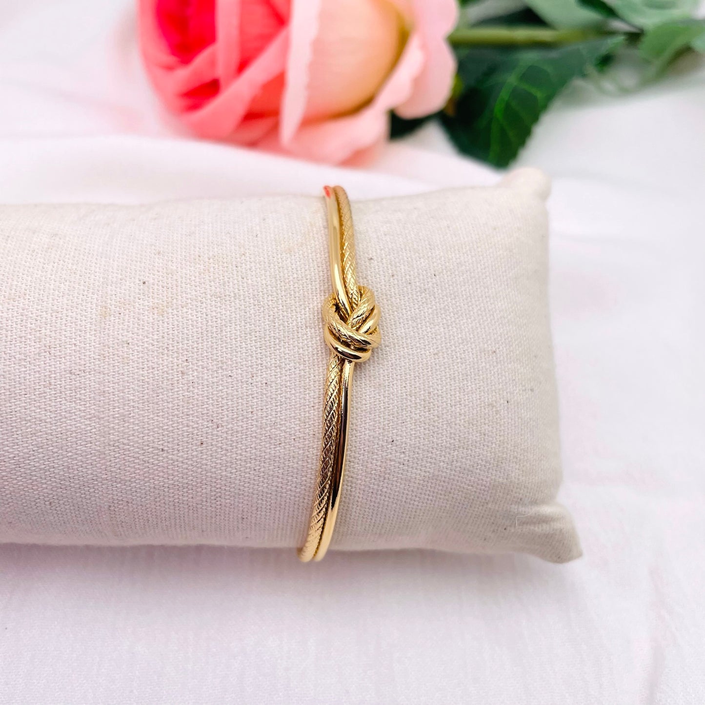 Bracelet jonc Noeud
