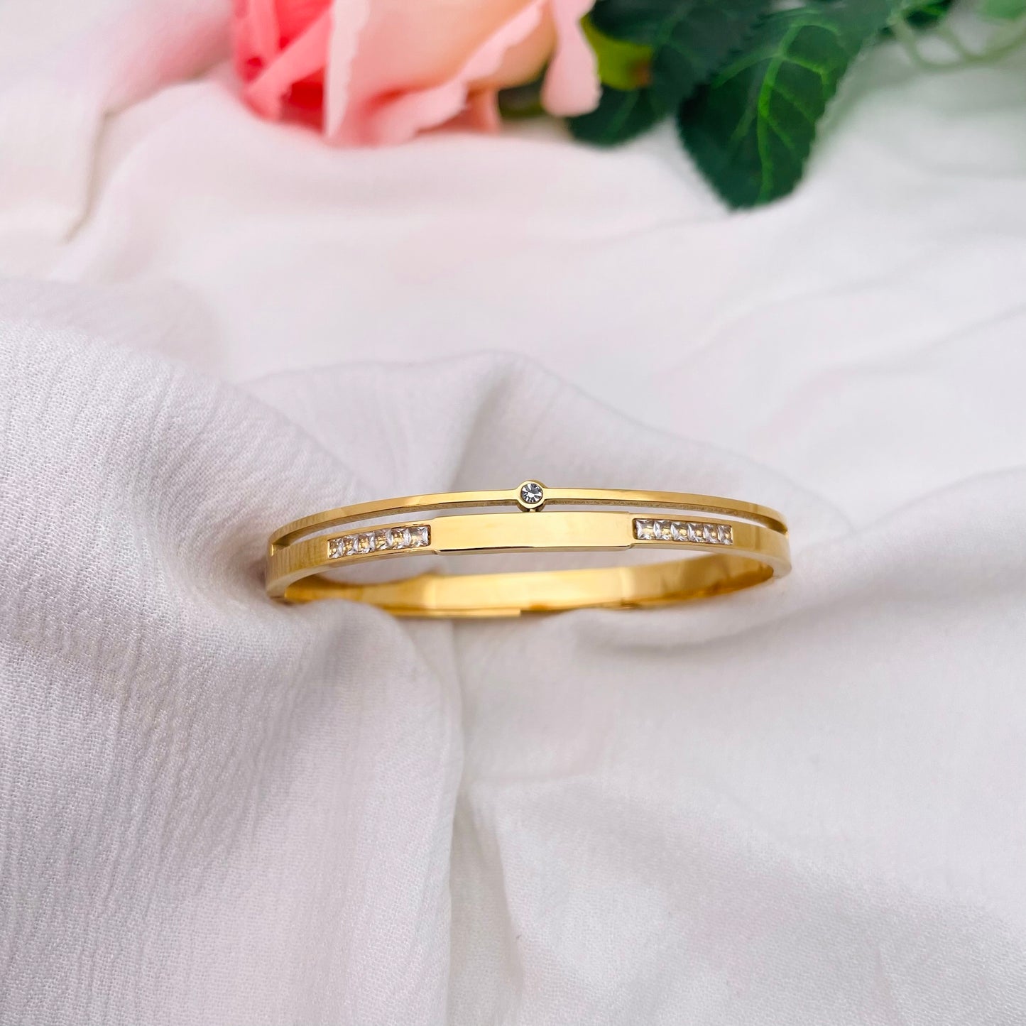 Bracelet jonc Diana doré