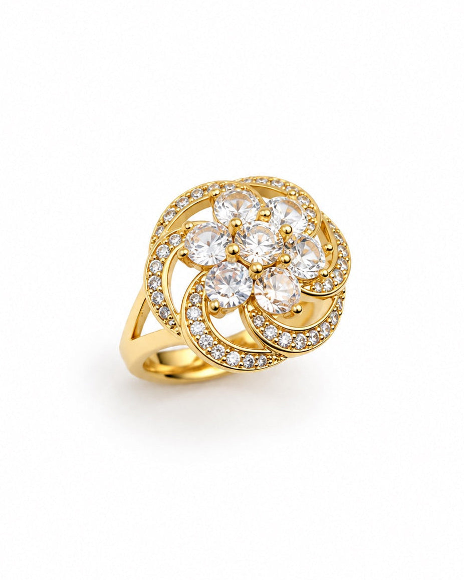 Bague fleur dorée zirconiums