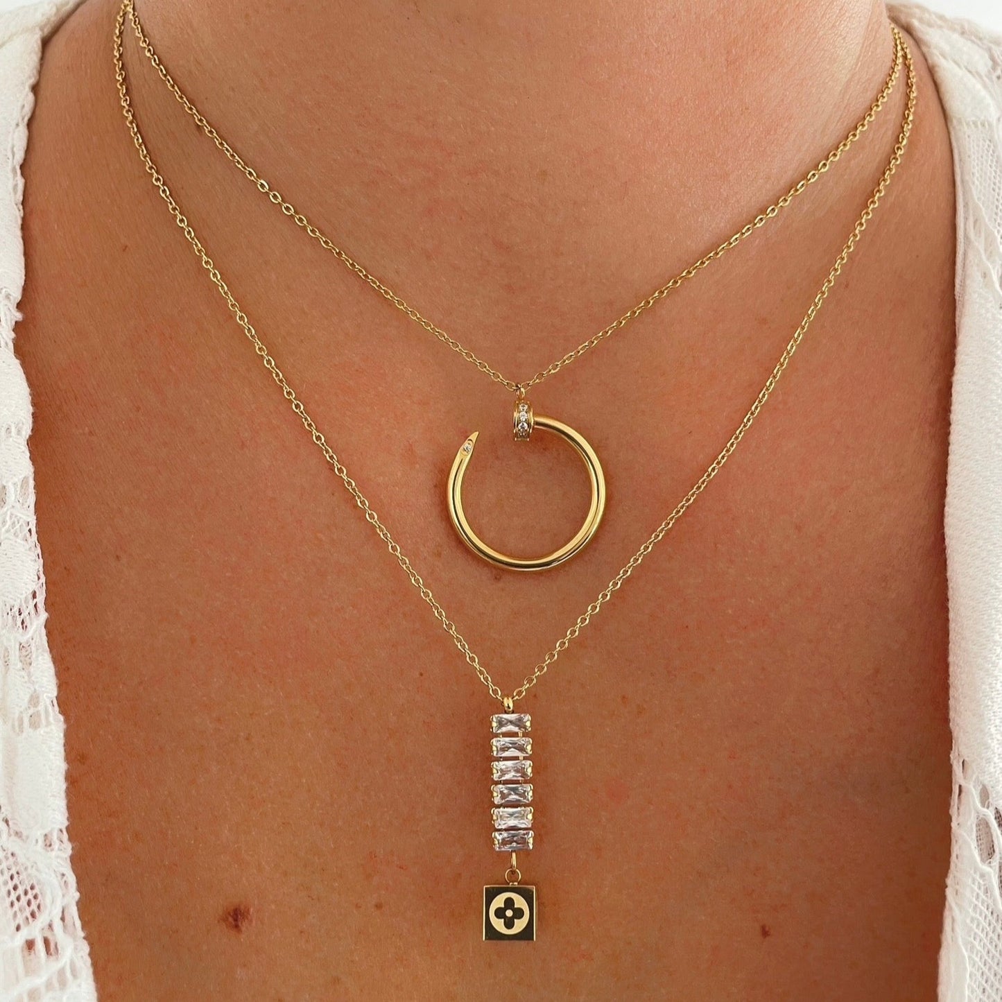 Collier Clou