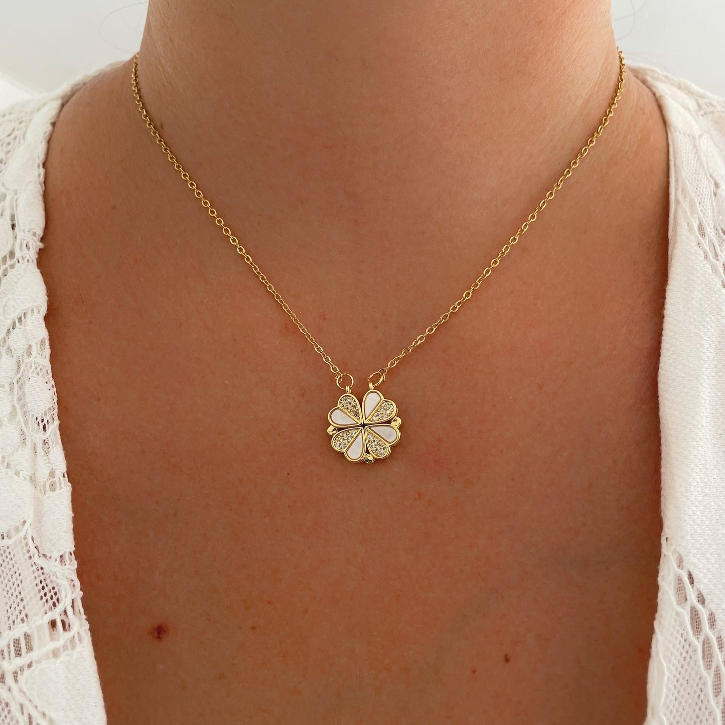 Collier Trèfle à 4 coeurs Dina