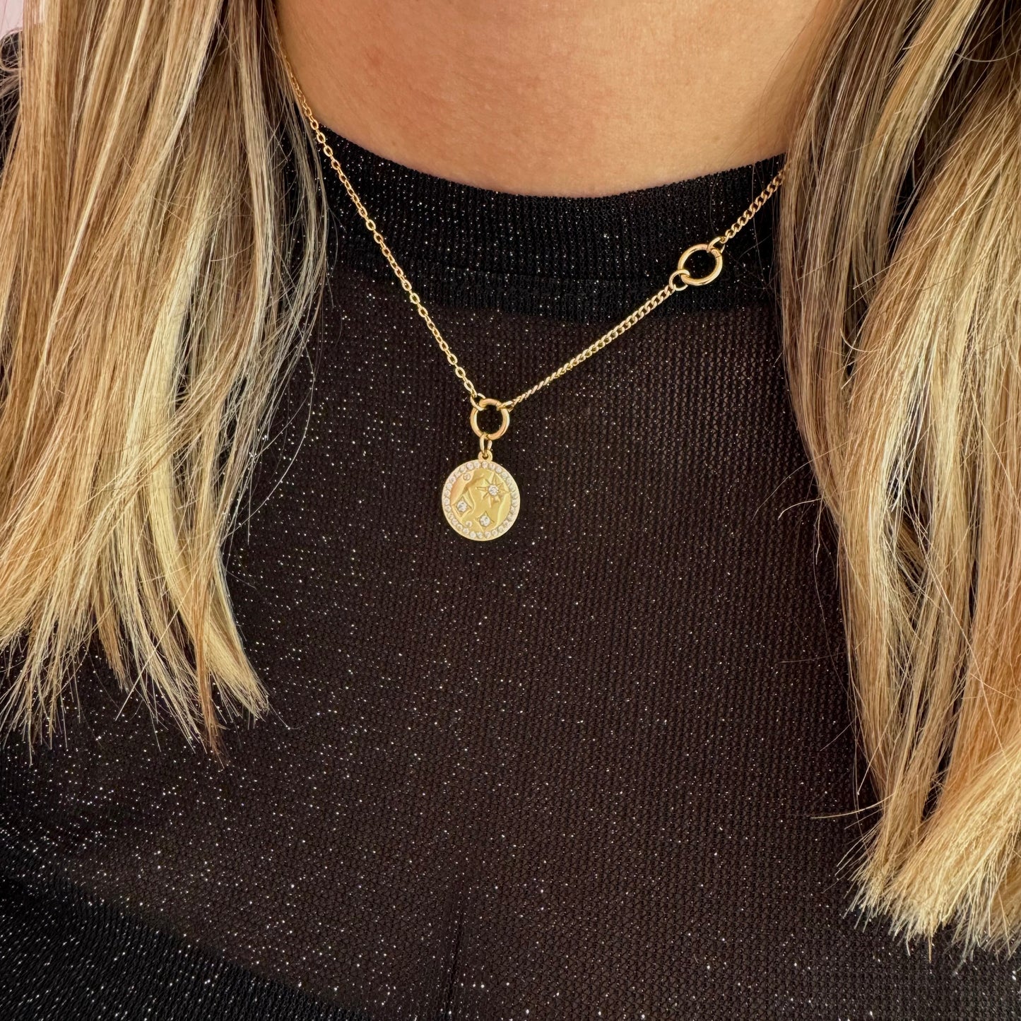 Collier Médaillon étoiles