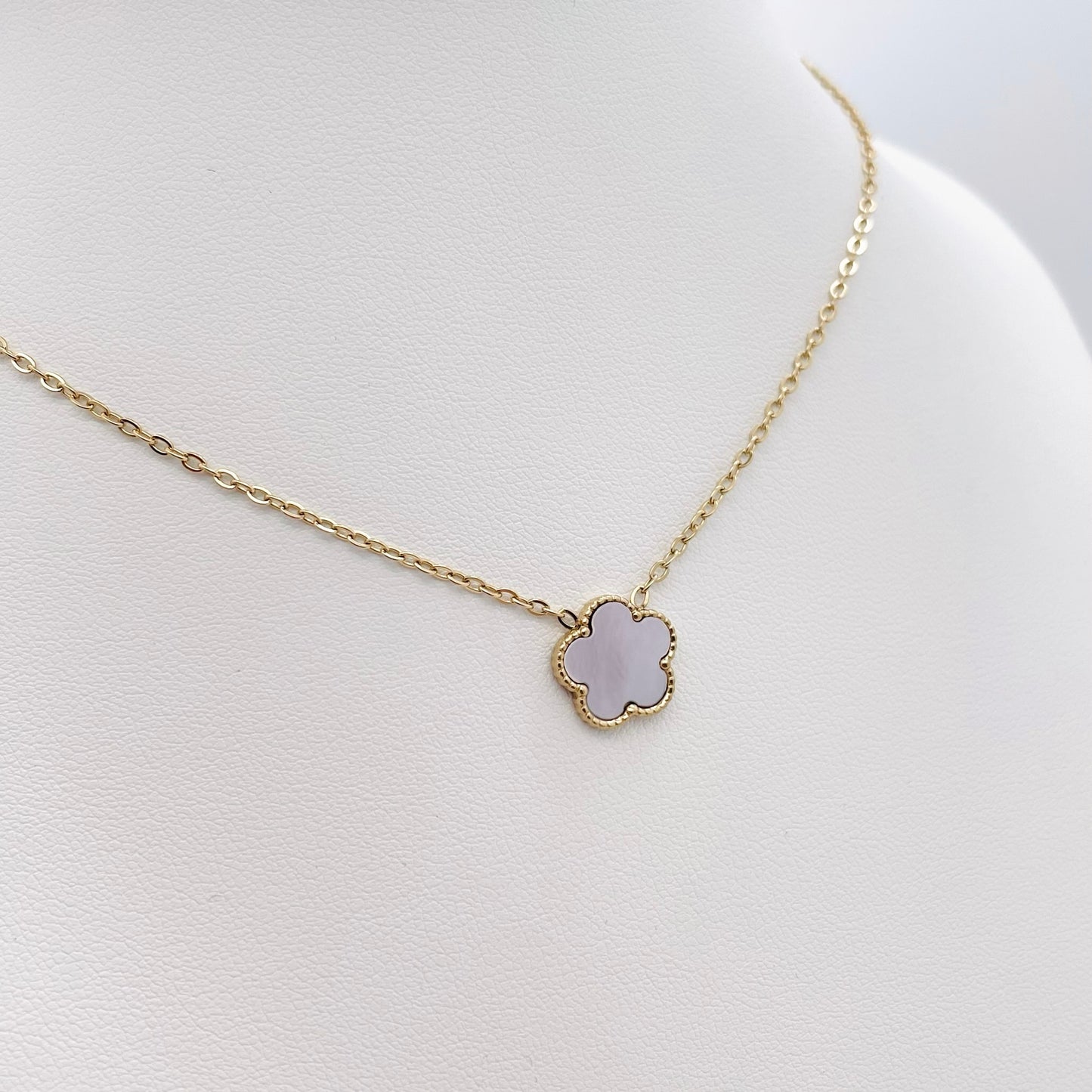 Collier Trèfle blanc