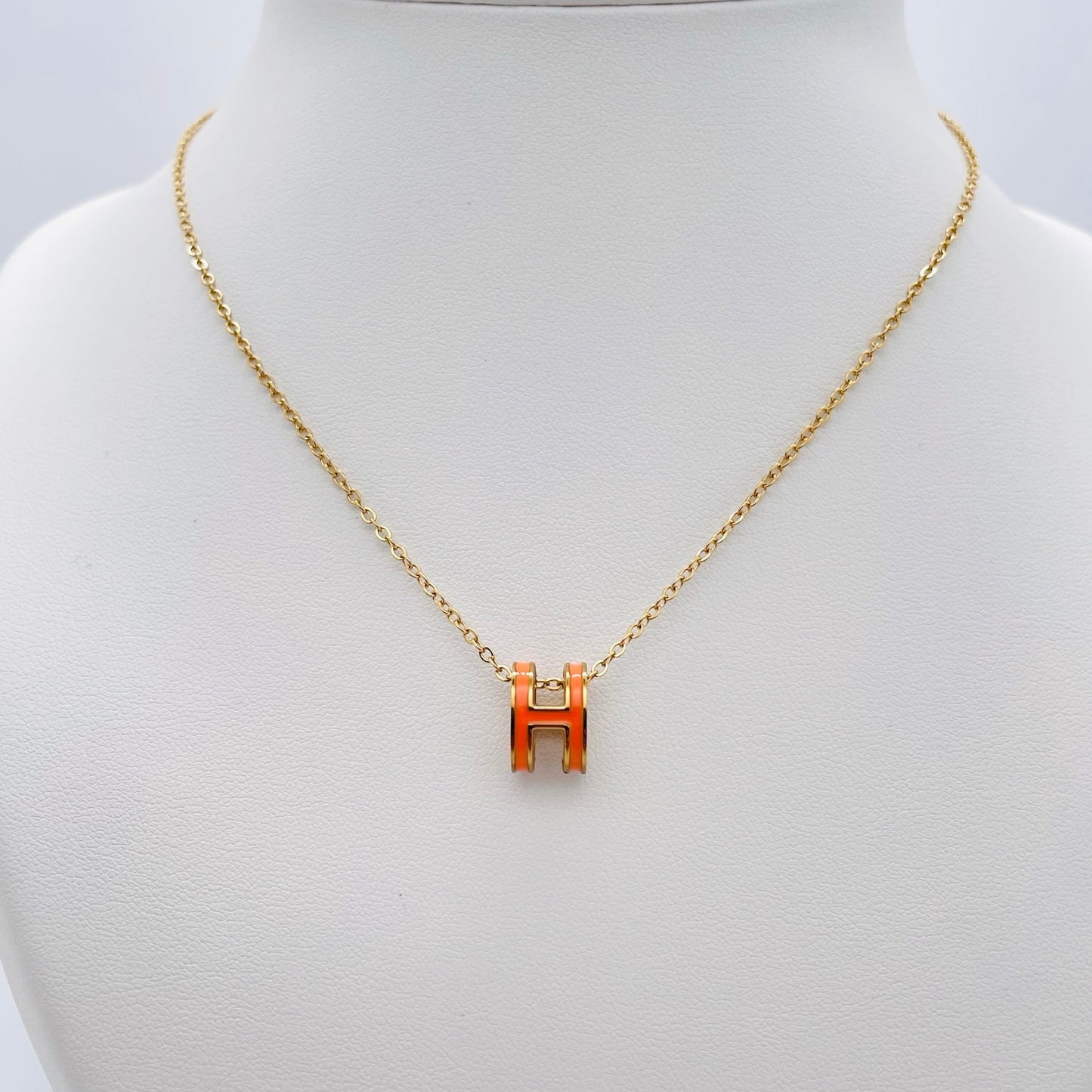 Collier H orange