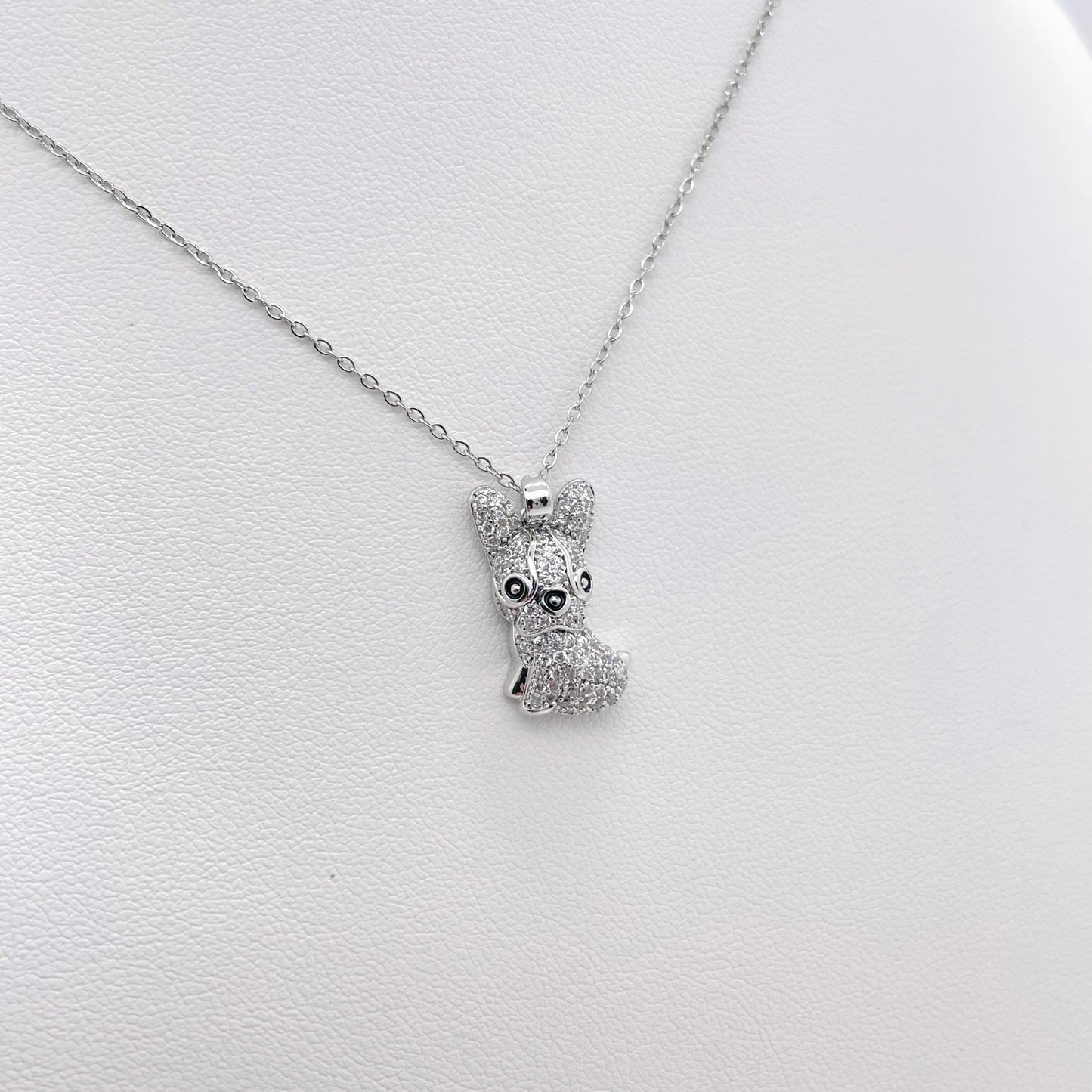Collier Bulldog argenté