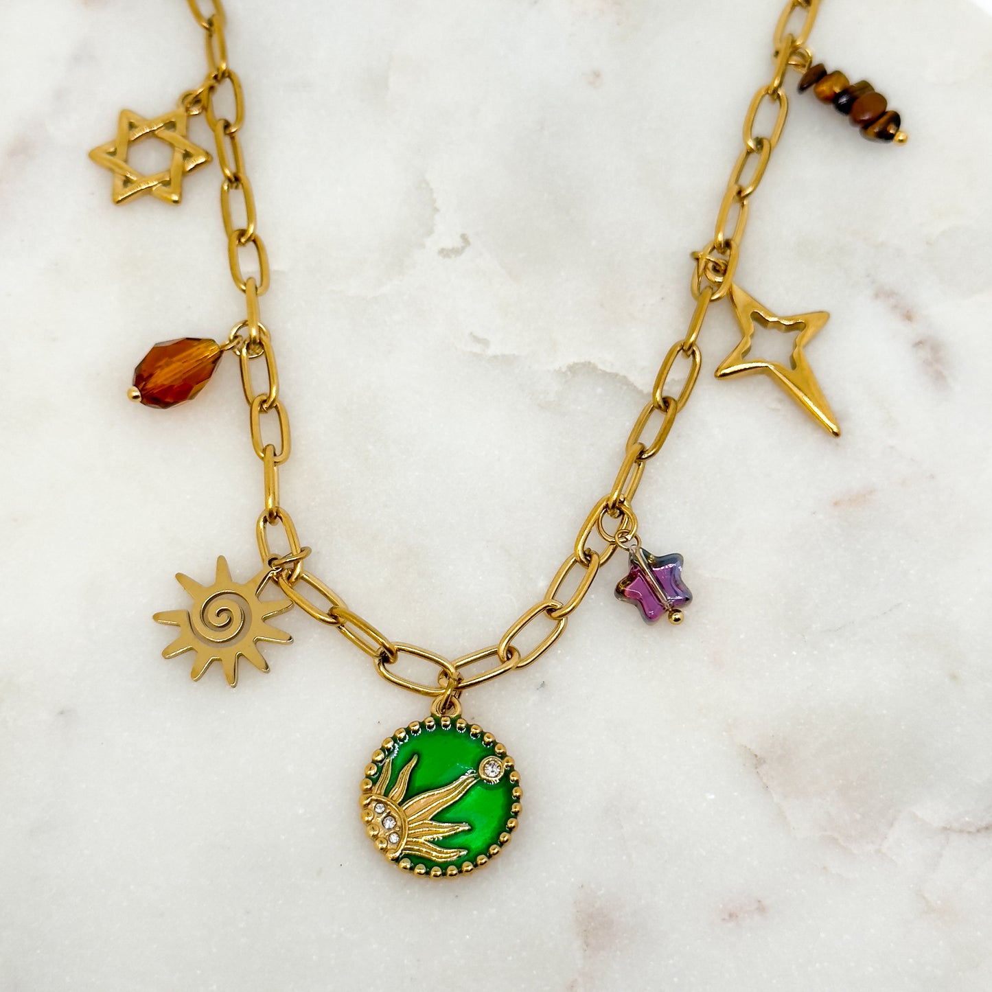 Collier Brune