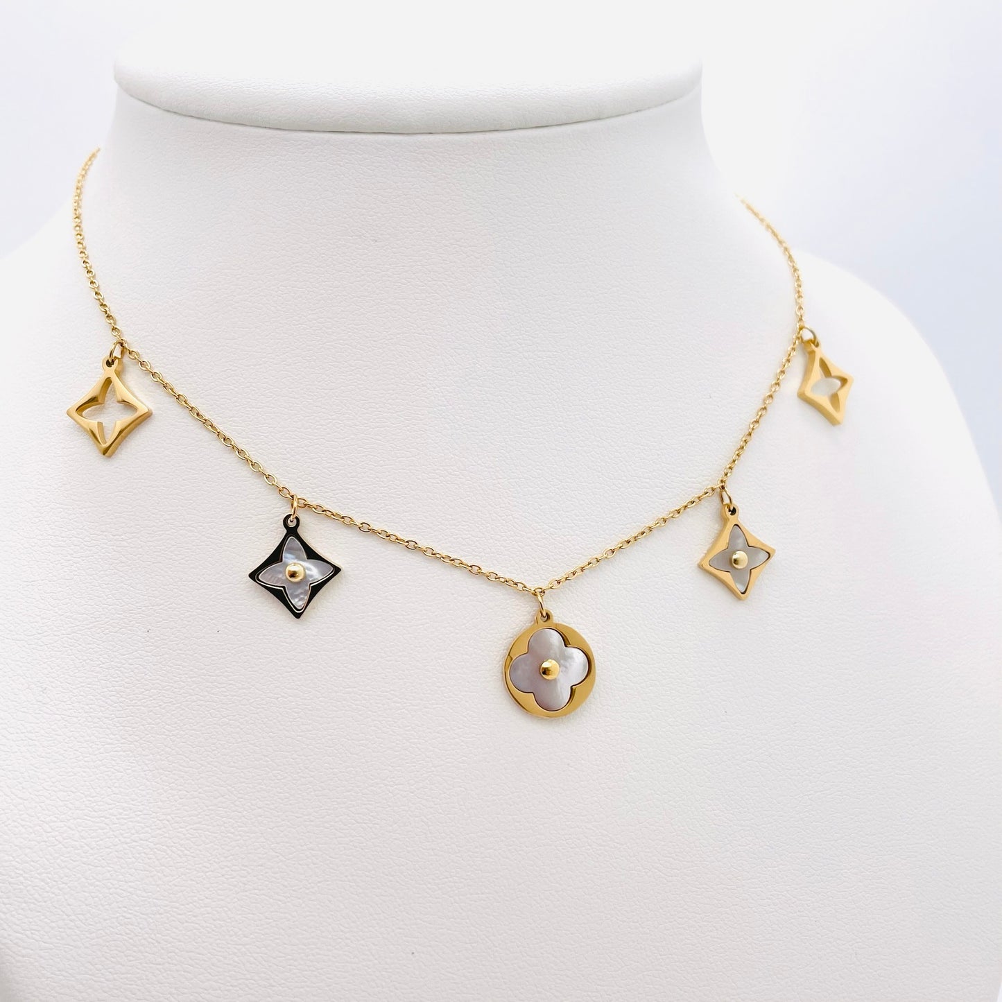 Collier Ilona blanc