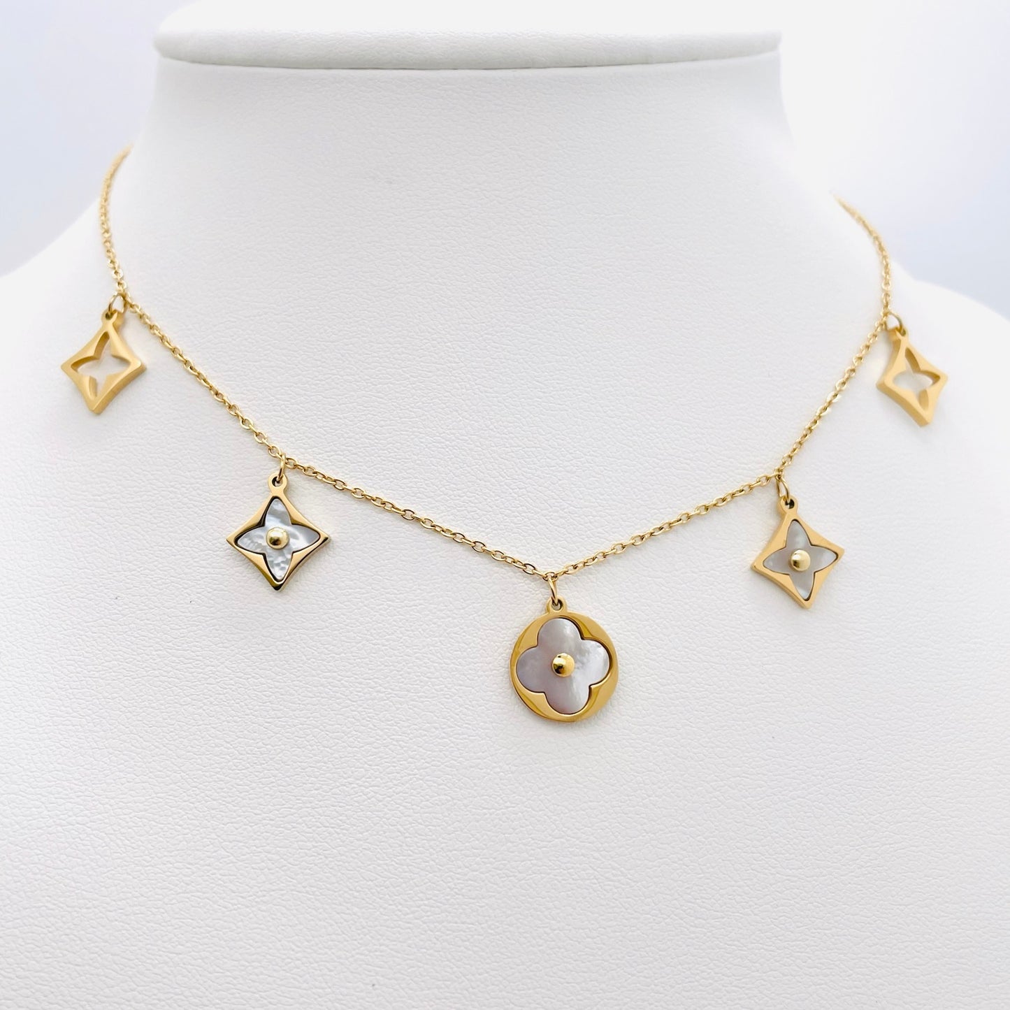 Collier Ilona blanc