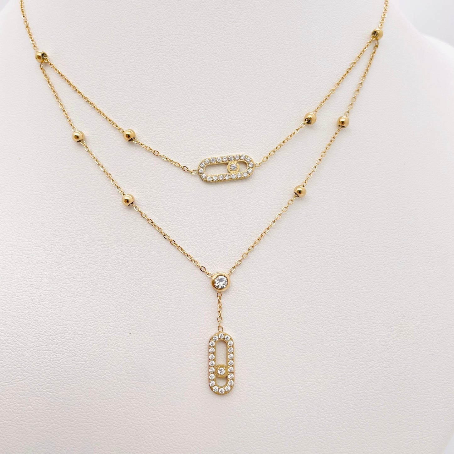 Collier Ashley