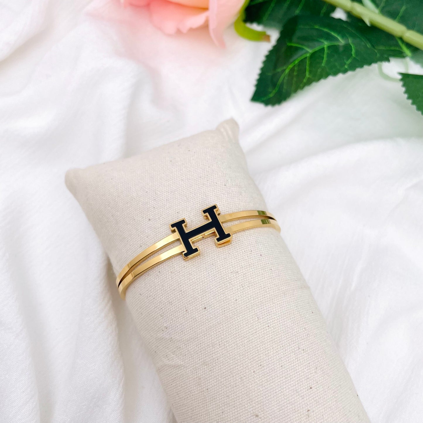 Bracelet jonc H noir double rang