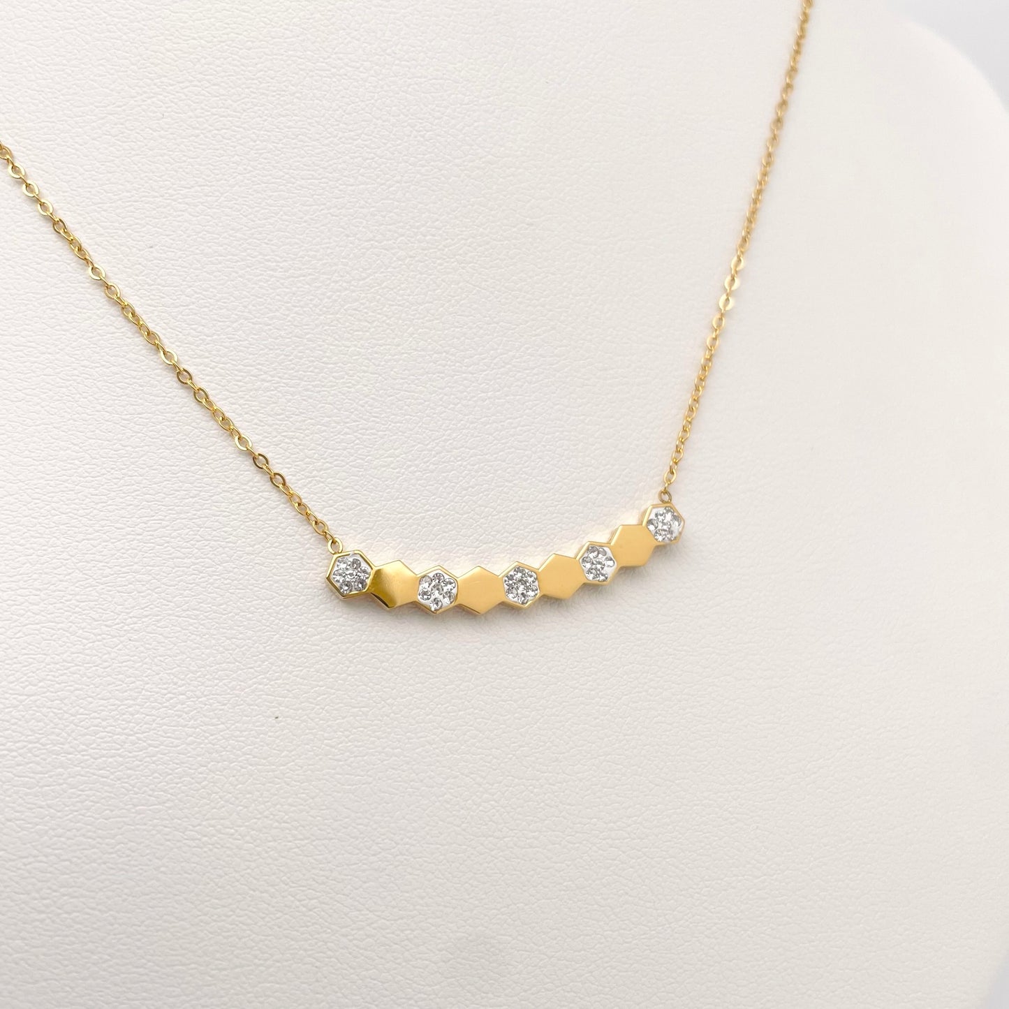 Collier Nicole