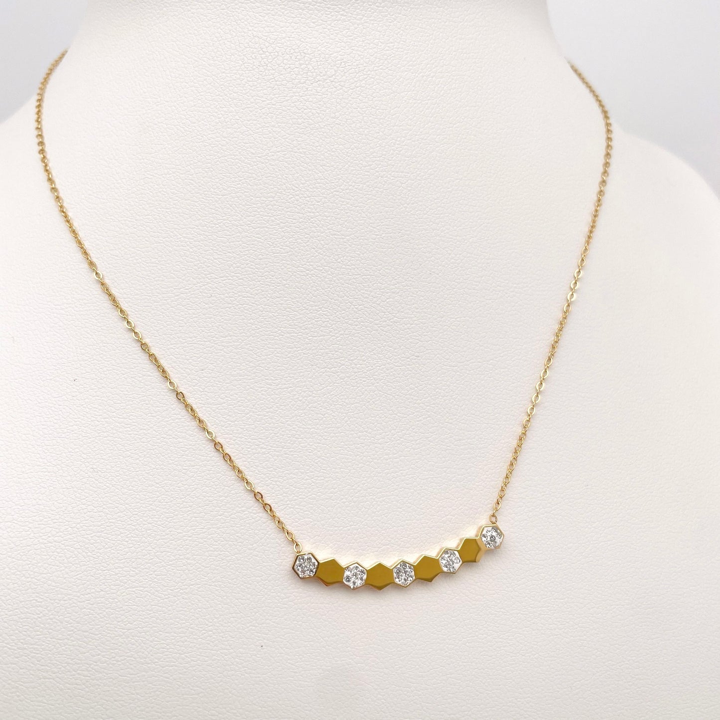Collier Nicole