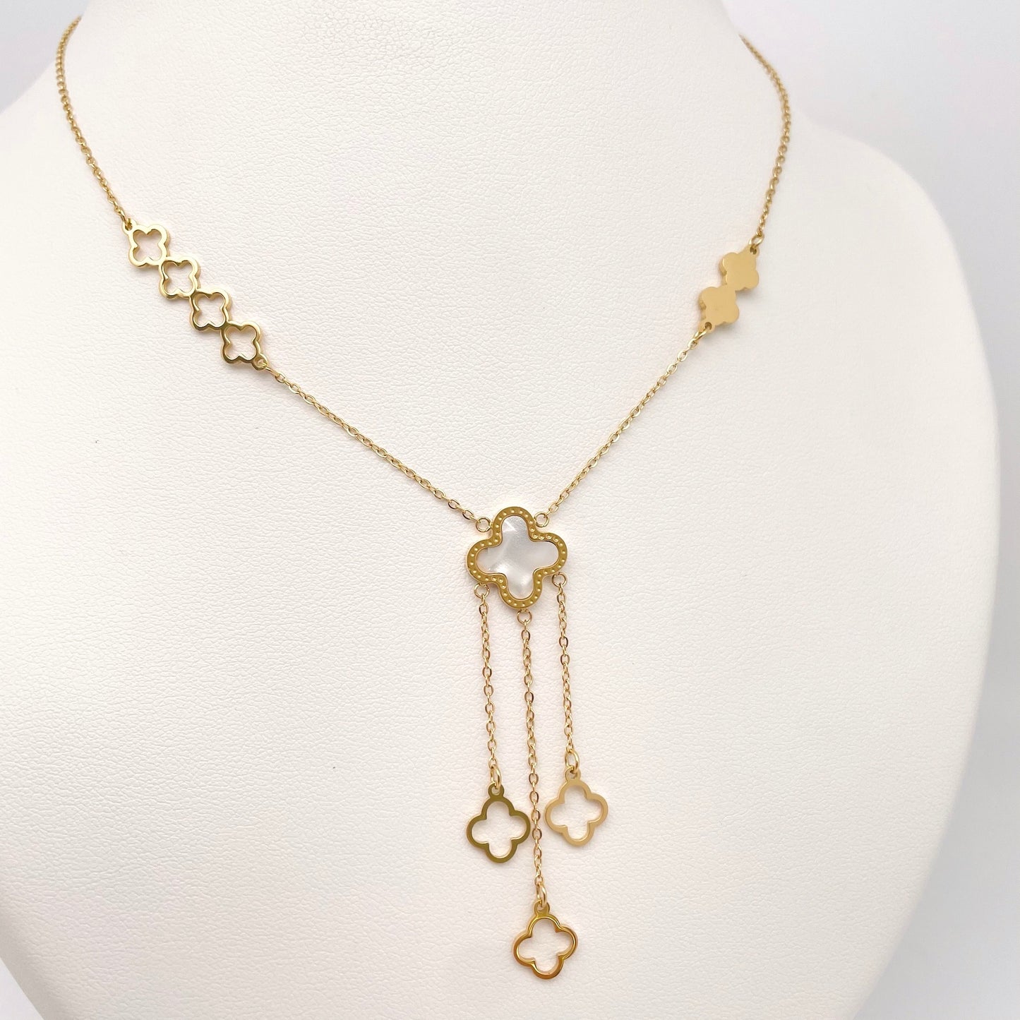 Collier Maya