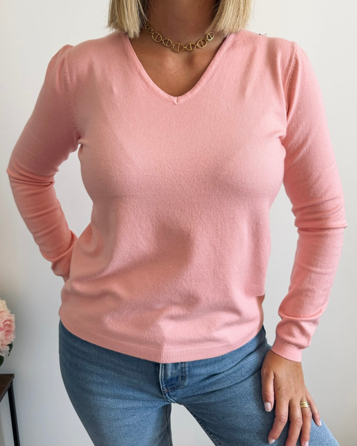 Pull col V maille fine – Laine, cachemire & soie
