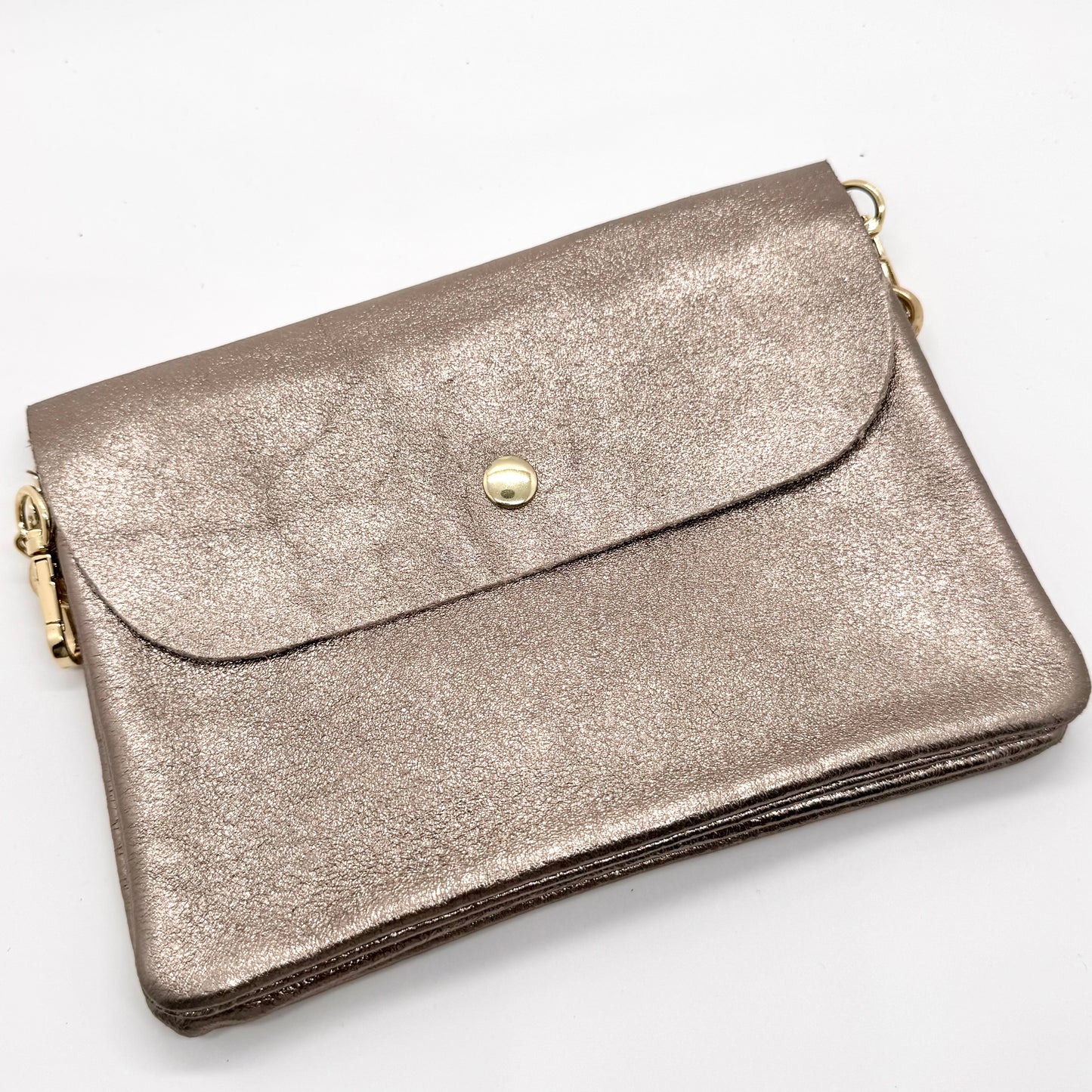 Sac Pochette en cuir véritable irisé bronze