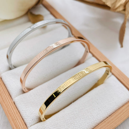 Bracelet message "PETITE MAIS MIGNONNE"