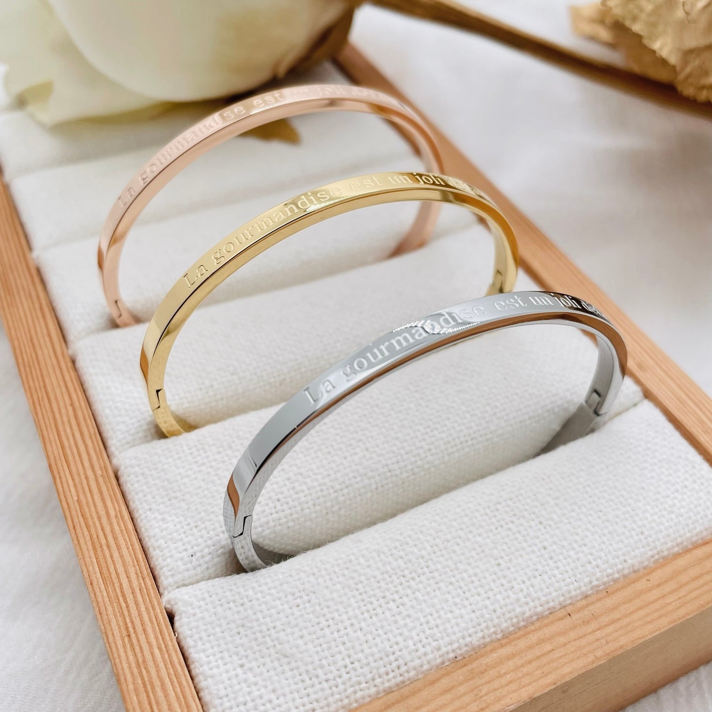 Bracelet message "LA GOURMANDISE EST UN JOLI DEFAUT"