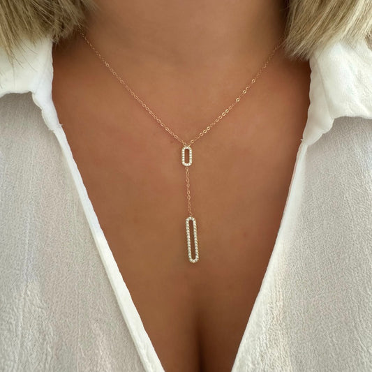 Collier Laura