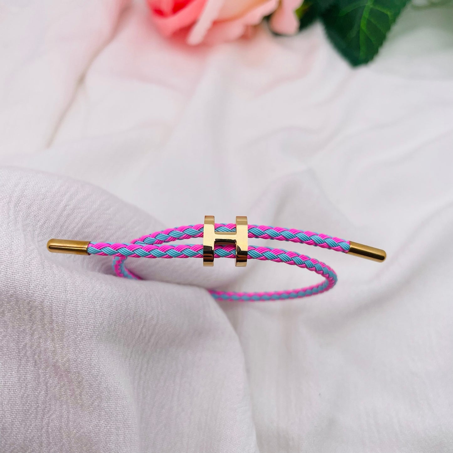 Bracelet Cordon lettre H doré