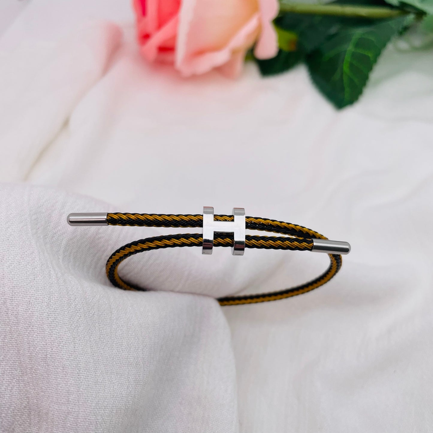 Bracelet Cordon lettre H argenté