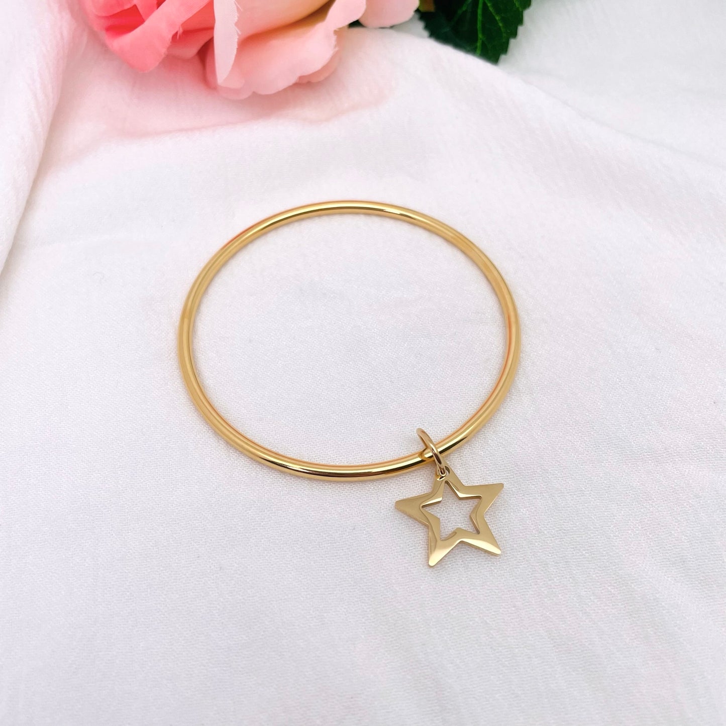 Bracelet jonc Breloque Etoile