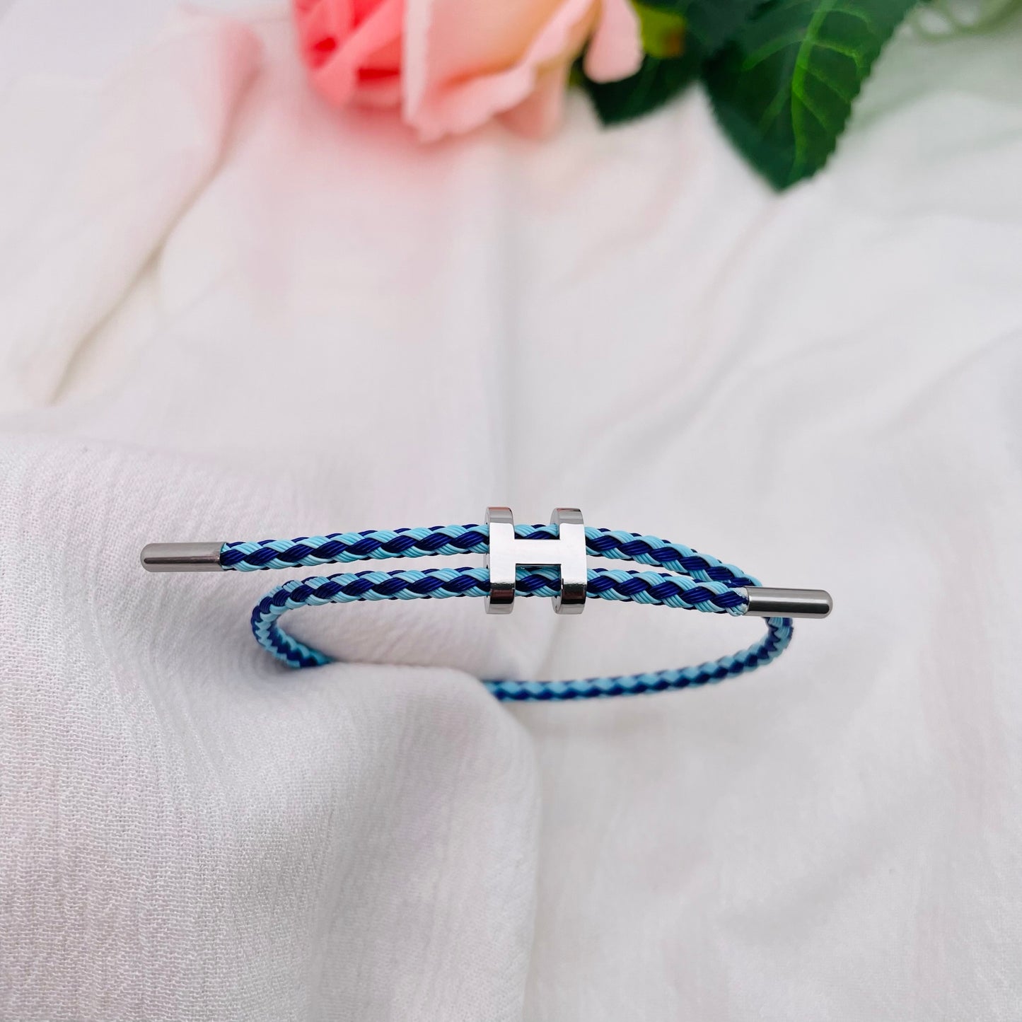 Bracelet Cordon lettre H argenté