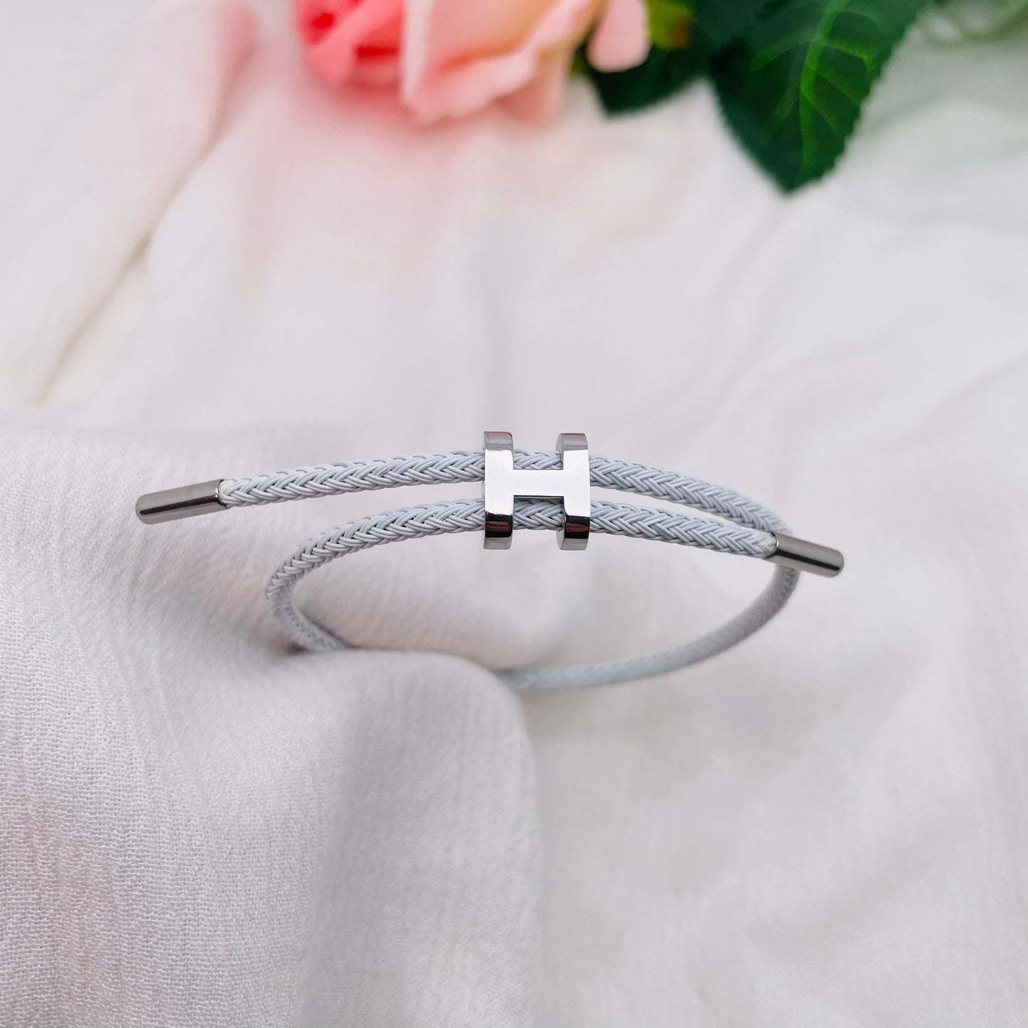 Bracelet Cordon lettre H argenté