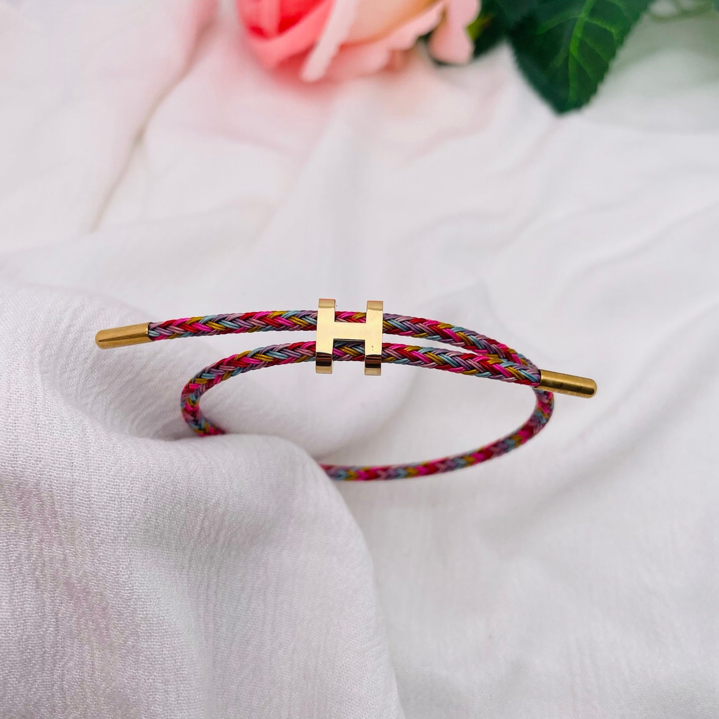 Bracelet Cordon lettre H doré