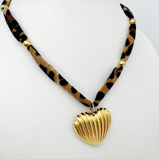Collier Lolita coeur foncé