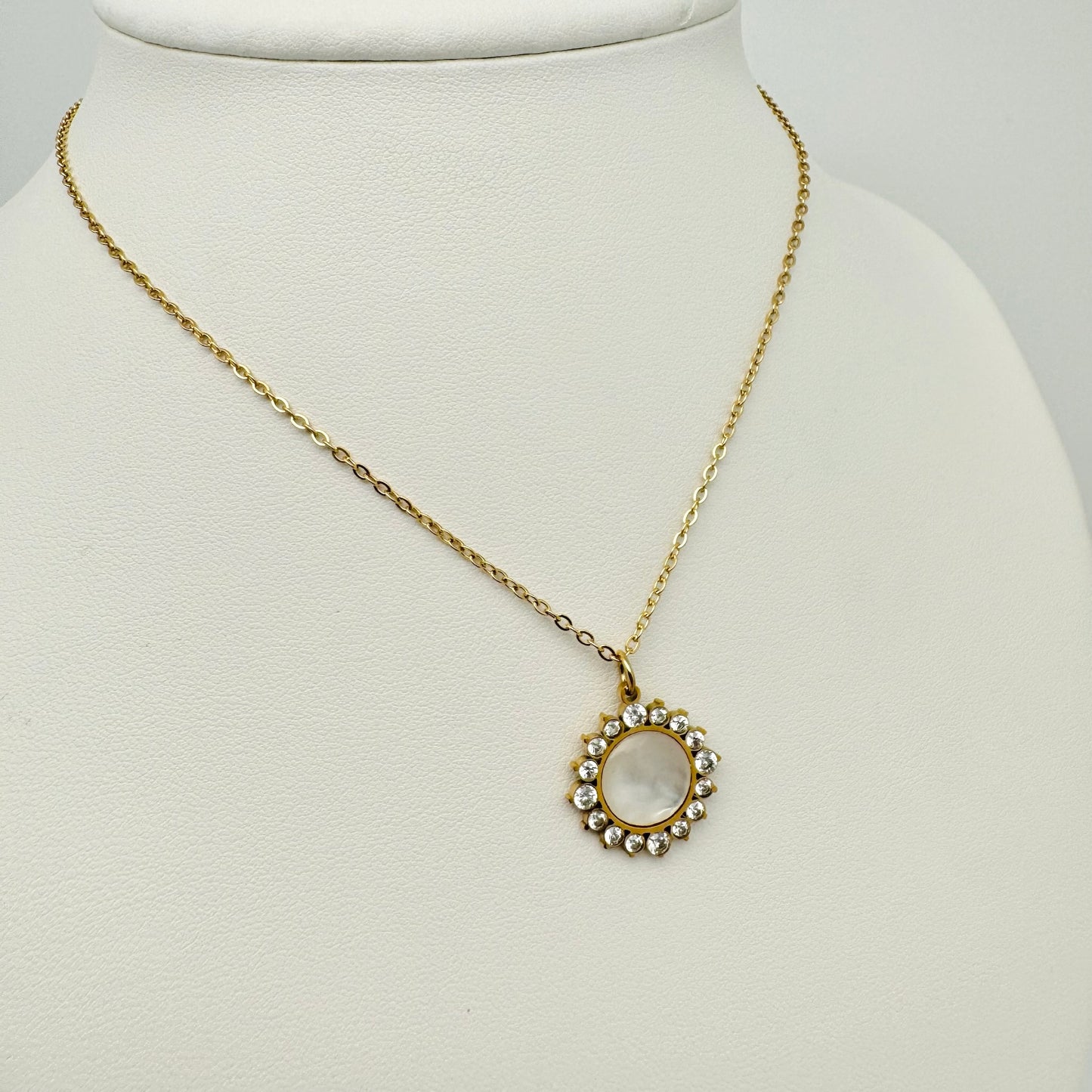 Collier Jessy