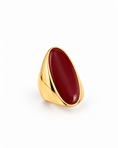 Bague dorée ovale rouge