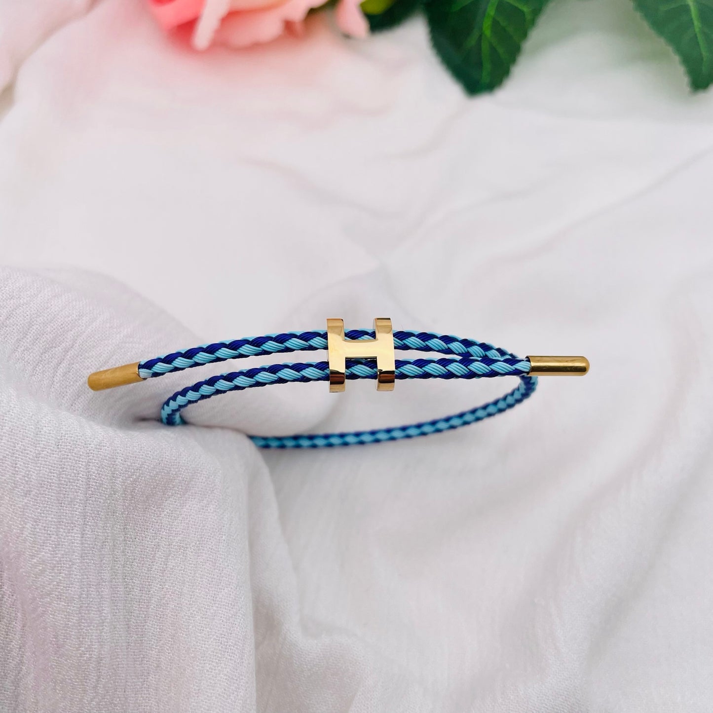 Bracelet Cordon lettre H doré
