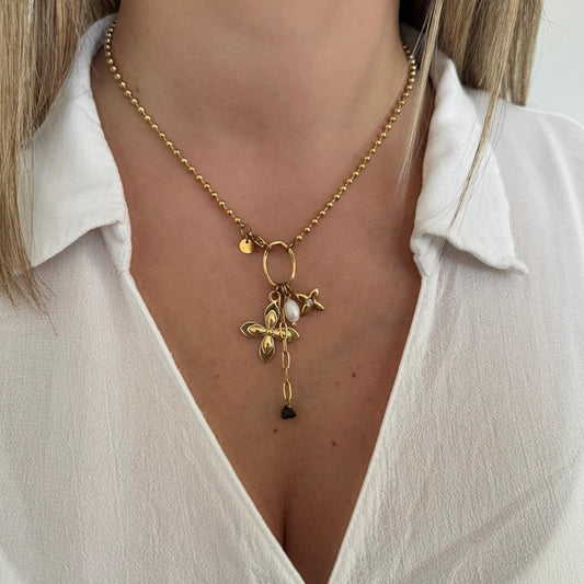 Collier Leyna