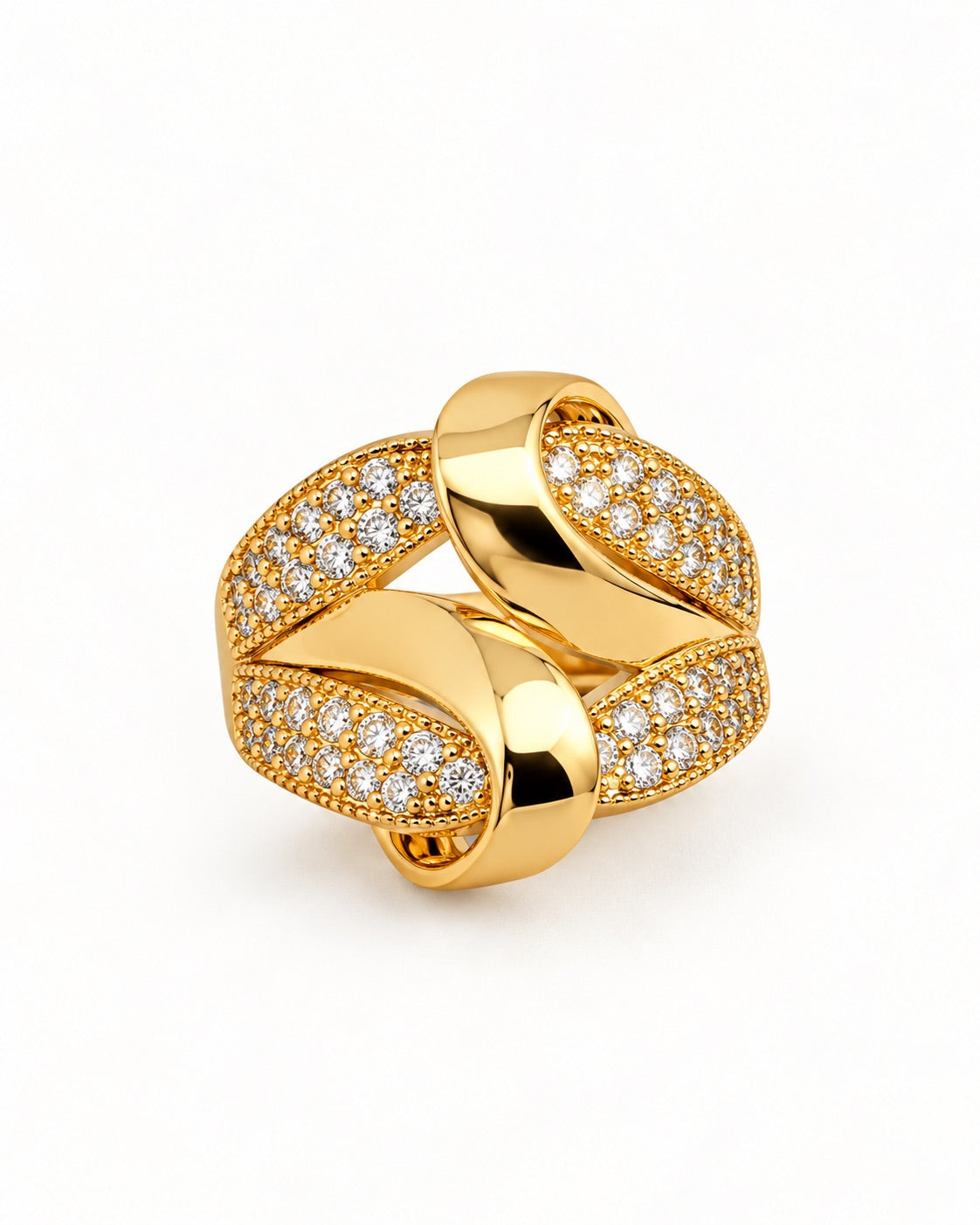 Bague dorée entrelacée zirconiums