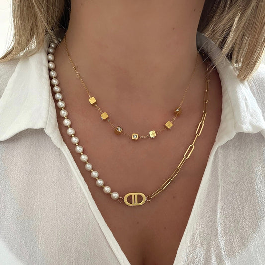 Collier Dé