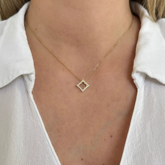 Collier Lily
