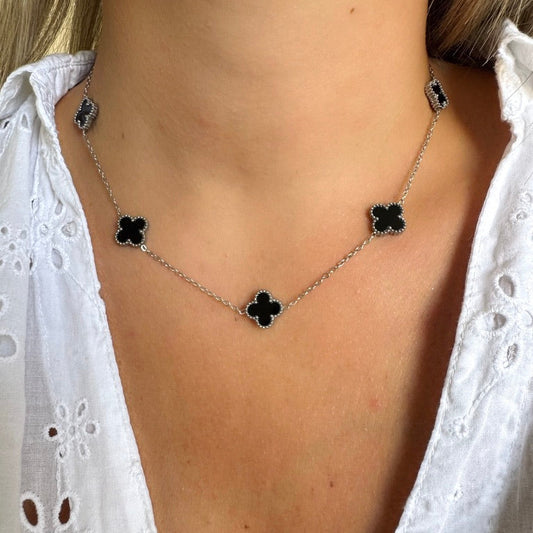 Collier Trèfle Maelya noir argenté