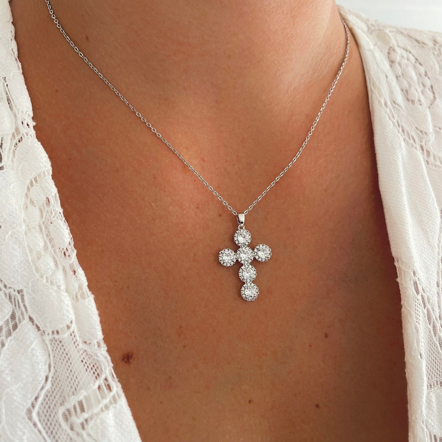Collier croix Salomé argenté