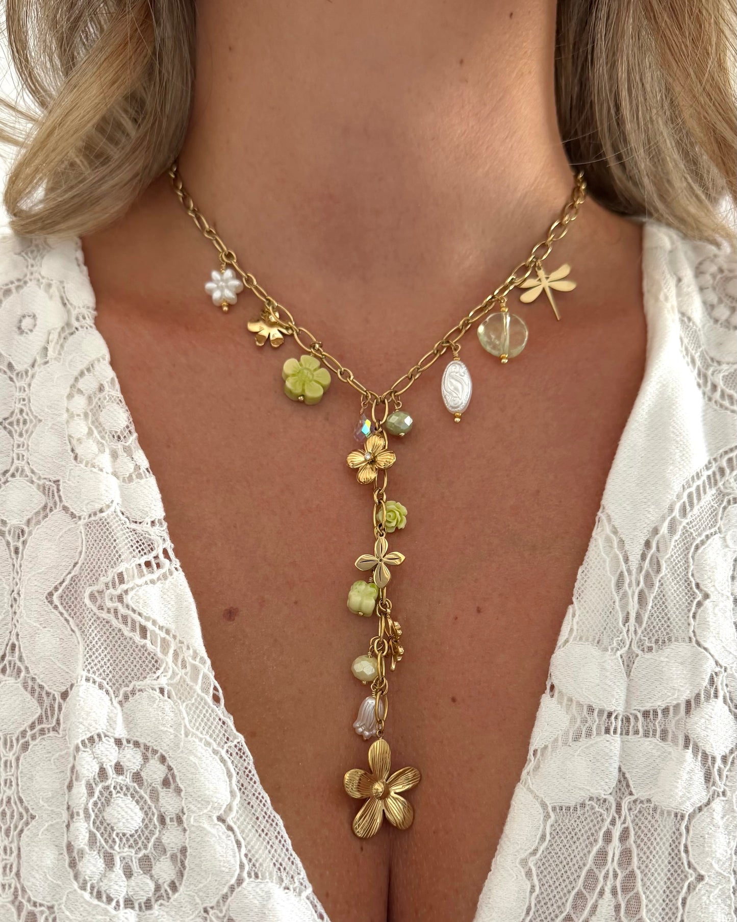 Collier Capri