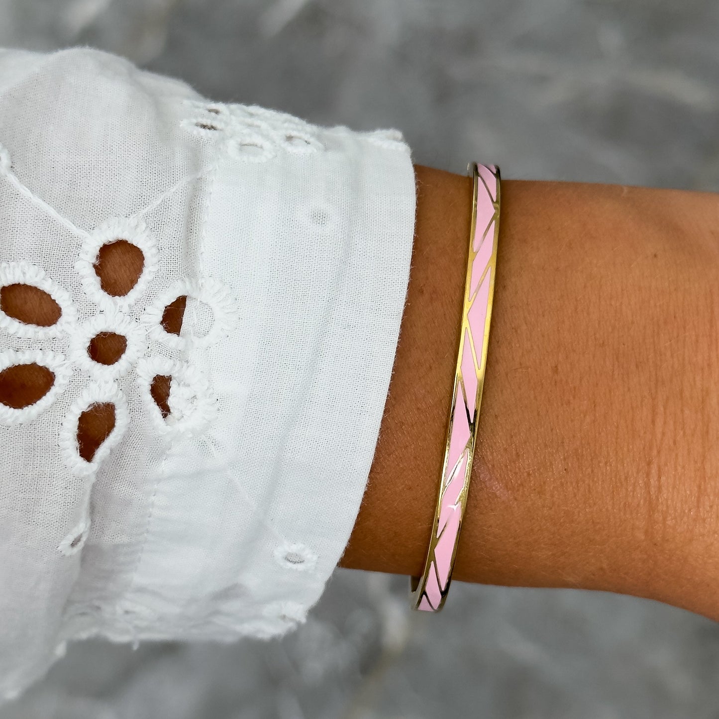 Bracelet Jonc Design Rose - Ligne Fin